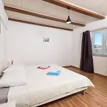 Vila Feliks Ljubac (Zadar)