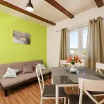Vila Feliks Ljubac (Zadar)